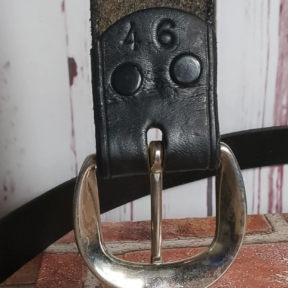 Vintage Full‎ Grain Black Leather Belt with Buffalo Nickel Conchos Southwest 46